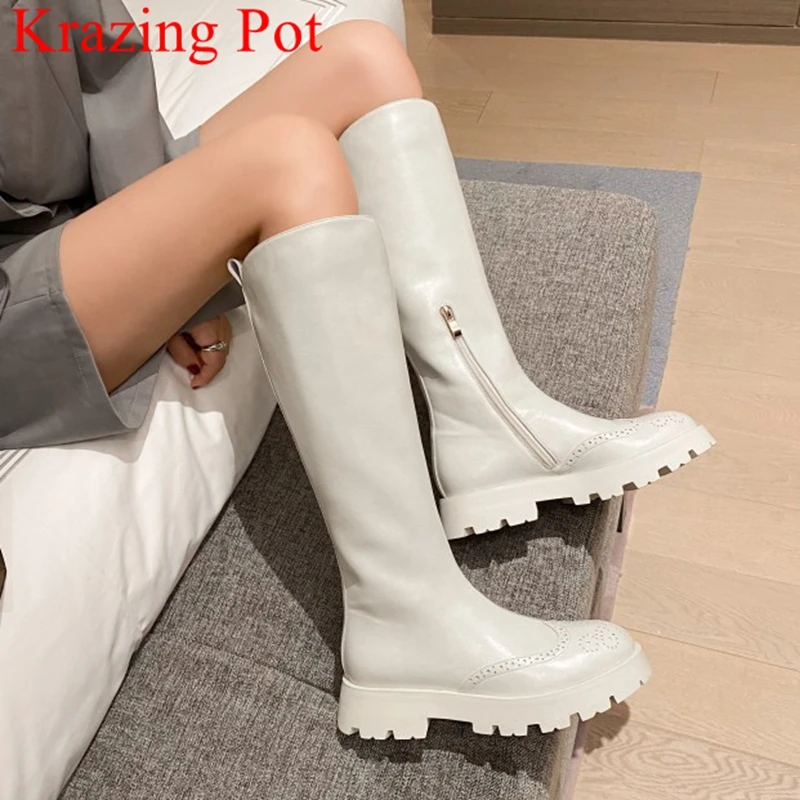 Krazing Pot Cow Leather Round Toe Med Heels Carving European Equestrian Long Boots Zipper Winter Stovepipe Chic Knee-high Boots
Krazing Pot Cow Leather Round Toe Med Heels Carving European Equestrian Long Boots Zipper Winter Stovepipe Chic Knee-high Boots
