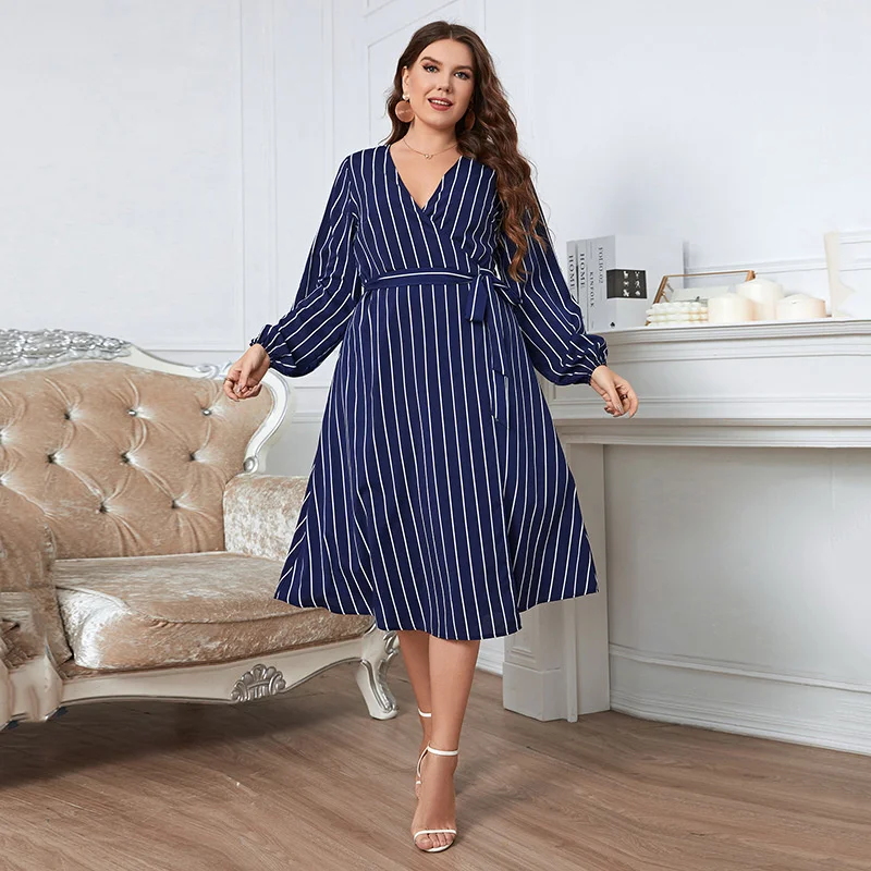 Plus Size Large Women's Dress Self Developed And Designed Commuter Stripe Loose V-neck New Fashion Casual Female Clothing
Plus Size Large Women's Dress Self Developed And Designed Commuter Stripe Loose V-neck New Fashion Casual Female Clothing