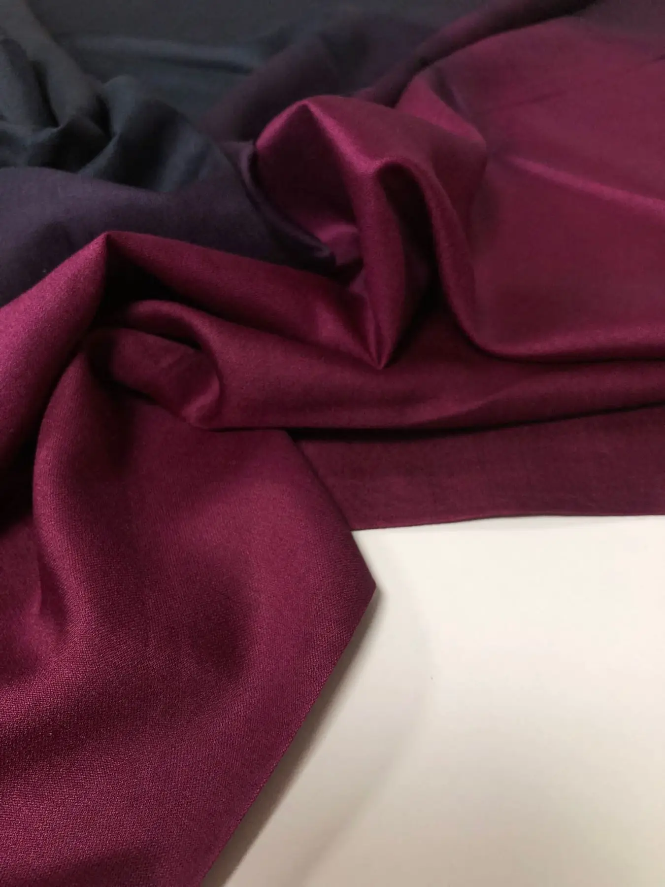 WOMEN HIJAB WOMEN 'S SCARVES 100 SILK SHAWL ACCESSORY PURPLE BLACK WOVEN DEGRADE
WOMEN HIJAB WOMEN 'S SCARVES 100 SILK SHAWL ACCESSORY PURPLE BLACK WOVEN DEGRADE