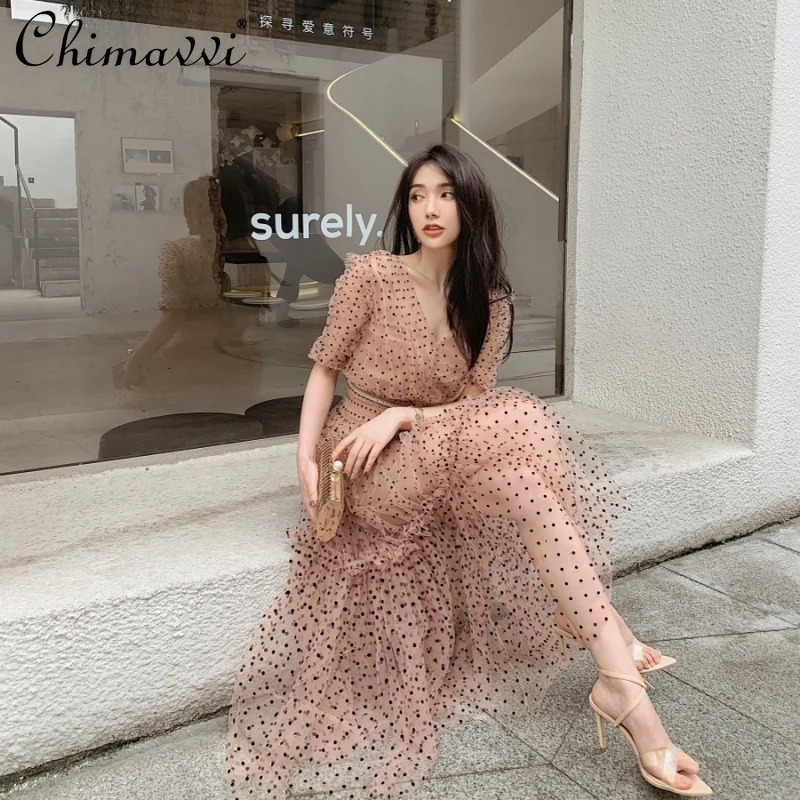 Женское платье 2021, летнее французское ретро платье в горошек с V-образным вырезом и коротким рукавом, комплект из двух предметов, привлекате...
Женское платье 2021, летнее французское ретро платье в горошек с V-образным вырезом и коротким рукавом, комплект из двух предметов, привлекате...