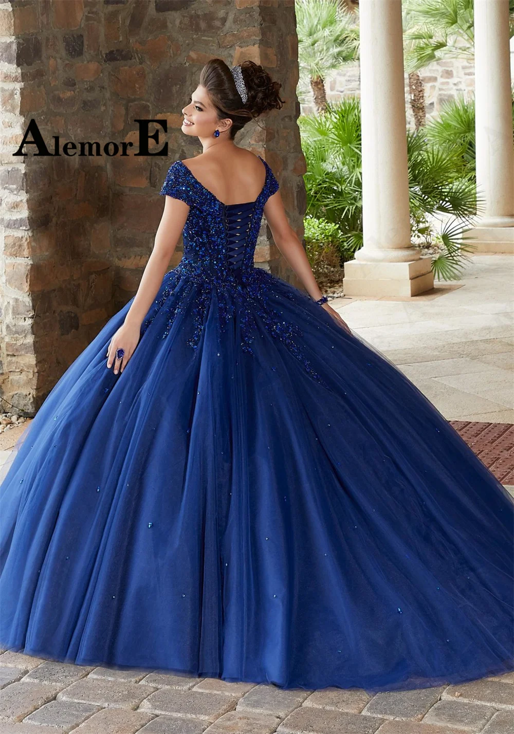 Alemore Modest Shiny Ball Gown Quinceanera Dresses Beading Cap Sleeves Lace Up Formal Pleat Customised Vestido De 15 Anos
Alemore Modest Shiny Ball Gown Quinceanera Dresses Beading Cap Sleeves Lace Up Formal Pleat Customised Vestido De 15 Anos