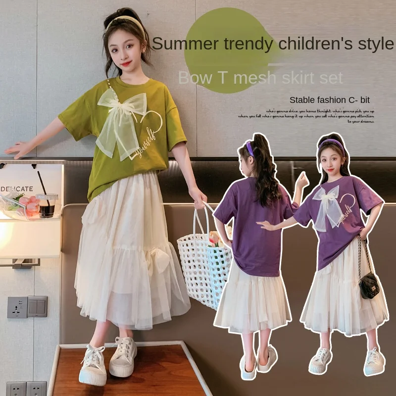 Комплект с юбкой для девочек 2023, новый стиль в западном стиле с коротким рукавом, сетчатая юбка средней длины, комплект из двух предметов для... 
Комплект с юбкой для девочек 2023, новый стиль в западном стиле с коротким рукавом, сетчатая юбка средней длины, комплект из двух предметов для...