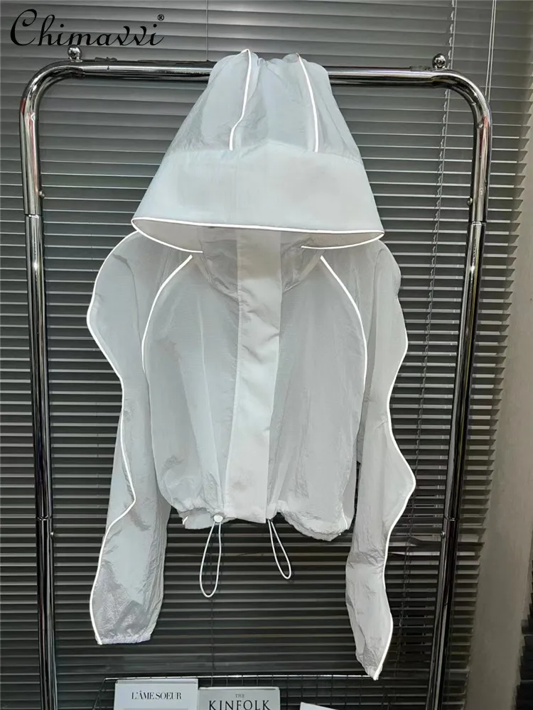 2023 Summer New Fashion Thin Yellow Reflective Sun Protection Jackets Fashion Elegant Leisure Hooded Sunscreen Short Coat
2023 Summer New Fashion Thin Yellow Reflective Sun Protection Jackets Fashion Elegant Leisure Hooded Sunscreen Short Coat