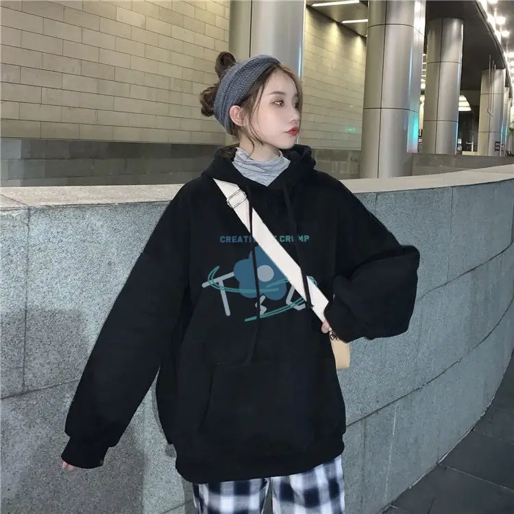 Simple and Loose Casual Autumn and Winter New Style Plus Velvet Thick Solid Color Long-sleeved Hooded Fashion Trend Sweater
Simple and Loose Casual Autumn and Winter New Style Plus Velvet Thick Solid Color Long-sleeved Hooded Fashion Trend Sweater