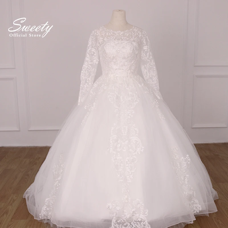 Elegant Wedding Dress Organza With Embroidery Ball Gown Train Boatneck Sleeveless bridal Gown Backless Vintage Vestido De Novia
Elegant Wedding Dress Organza With Embroidery Ball Gown Train Boatneck Sleeveless bridal Gown Backless Vintage Vestido De Novia