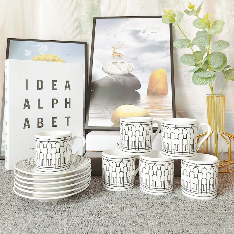 12 шт. мини-набор 70 мл кофейные чашки и блюдца из костяного фарфора кофейный чай Набор кружек для молока кухонный домашний декор
12 шт. мини-набор 70 мл кофейные чашки и блюдца из костяного фарфора кофейный чай Набор кружек для молока кухонный домашний декор