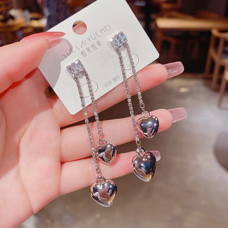 2022 Love Inlaid Brick Long Pendant Tassel Earrings For Women Simple Temperament Advanced Refinement Korean Fashion Jewelry Gift
2022 Love Inlaid Brick Long Pendant Tassel Earrings For Women Simple Temperament Advanced Refinement Korean Fashion Jewelry Gift