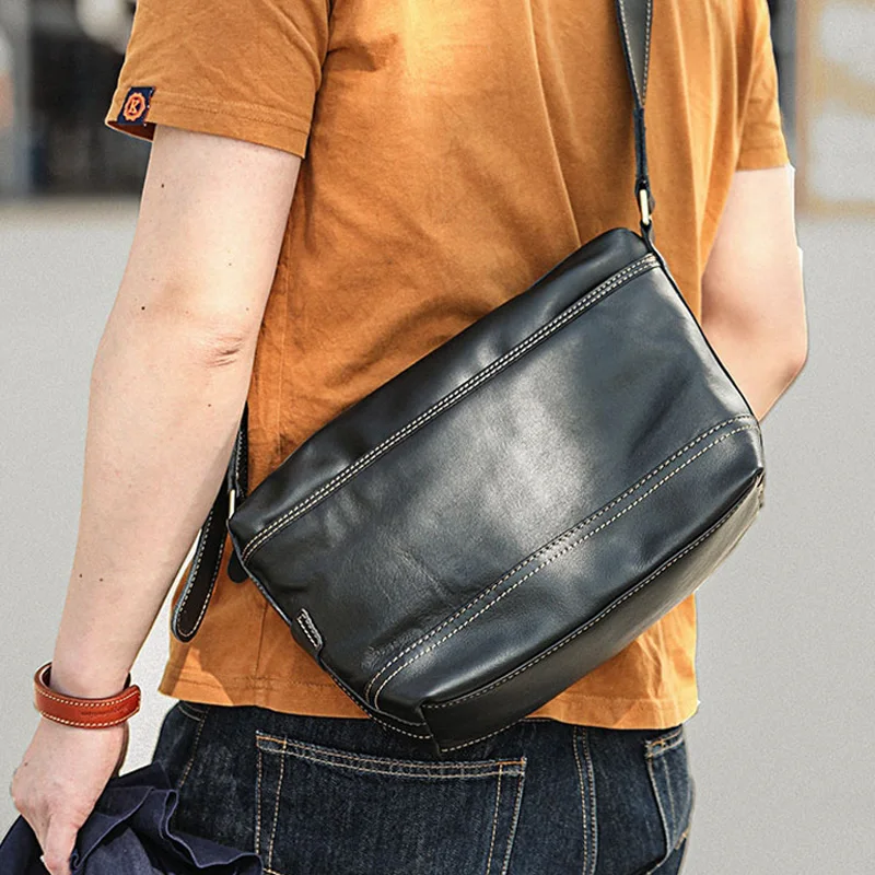 AETOO May Khaki retro men's bag Japanese leather One shoulder Crossbody Bag Soft cowhide commuting casual Postman Backpack
AETOO May Khaki retro men's bag Japanese leather One shoulder Crossbody Bag Soft cowhide commuting casual Postman Backpack