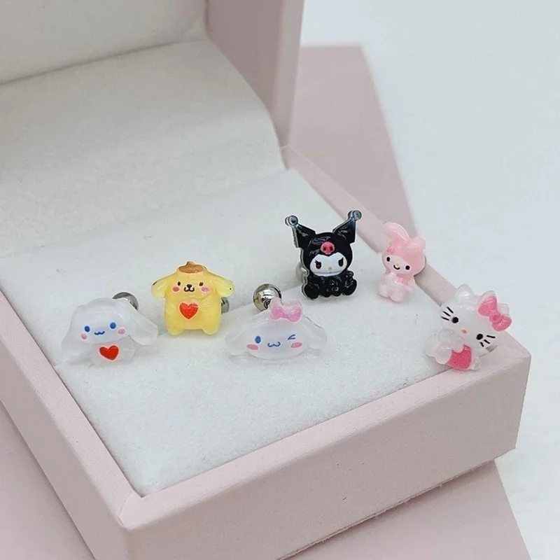 Kawaii Sanrioed Anime series mymelody Cinnamoroll Kuromi cute fashion girl heart Titanium Needle Single Earrings Jewelry gift
Kawaii Sanrioed Anime series mymelody Cinnamoroll Kuromi cute fashion girl heart Titanium Needle Single Earrings Jewelry gift