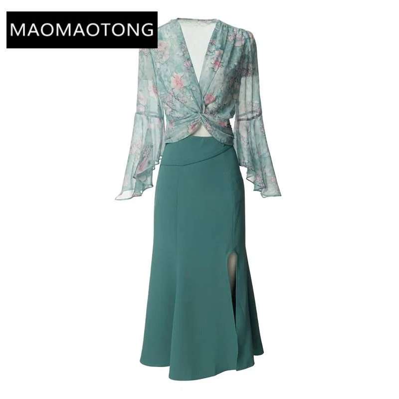 Spring Summer Fashion Women's Fishtail Skirt Suit V-Neck Floral Print Flounces Sleeve Shirt Top + Side Split Midi Skirt
Spring Summer Fashion Women's Fishtail Skirt Suit V-Neck Floral Print Flounces Sleeve Shirt Top + Side Split Midi Skirt