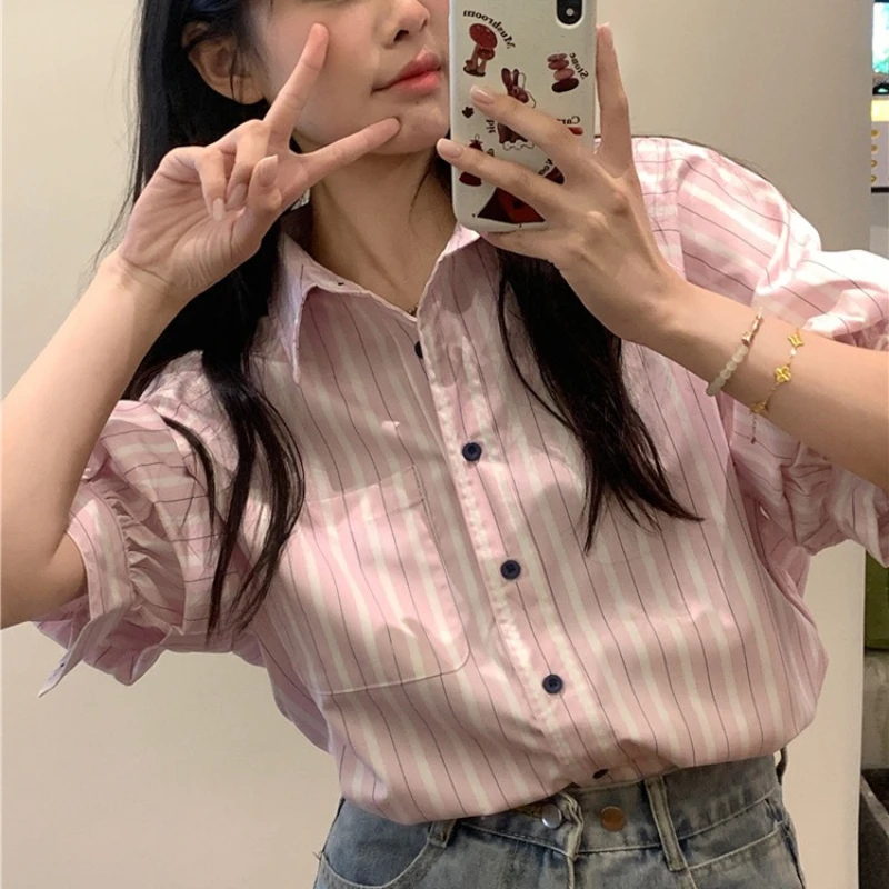 Blouses for Women Fashion 2023 New Korean Top Women's Loose Striped Bubble Sleeve Short Sleeve Women's Clothing Free Shipping
Blouses for Women Fashion 2023 New Korean Top Women's Loose Striped Bubble Sleeve Short Sleeve Women's Clothing Free Shipping