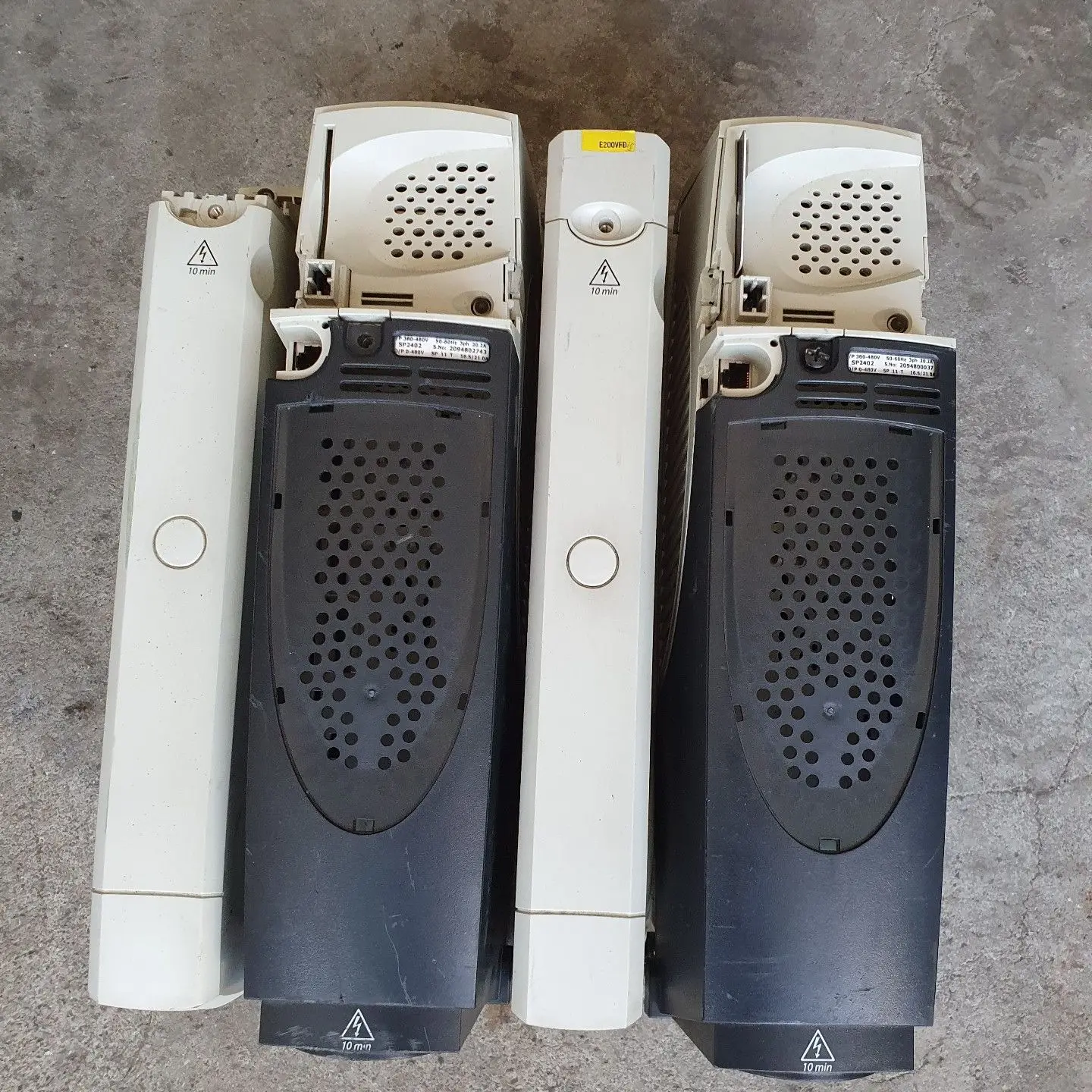Inverter SP2402 ,Used Condition 85% New ,Working Well With 3 Months Warranty
Inverter SP2402 ,Used Condition 85% New ,Working Well With 3 Months Warranty