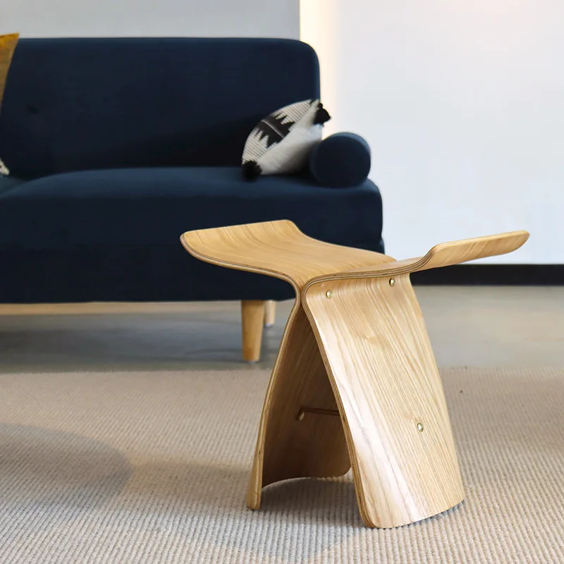 Creative Wood Butterfly Stool Solid Wood Foot Stool Home Adult European Curved Wooden Bench Living Room Walnut Shoe Bench
Creative Wood Butterfly Stool Solid Wood Foot Stool Home Adult European Curved Wooden Bench Living Room Walnut Shoe Bench