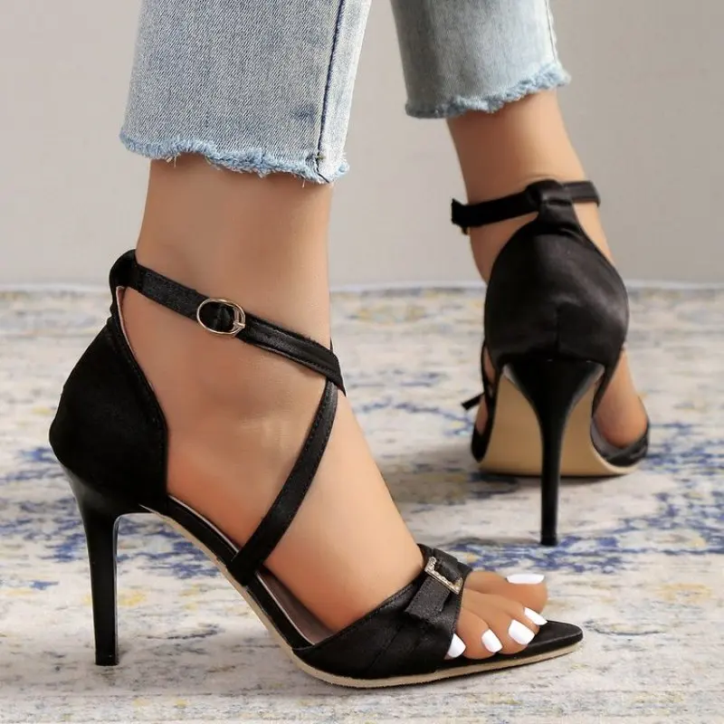 Women's Luxury Sandals Summer Black PU Open Toe Stiletto Sandals Concise High Heels Women Pumps Ankle Straps Designer Shoes New
Women's Luxury Sandals Summer Black PU Open Toe Stiletto Sandals Concise High Heels Women Pumps Ankle Straps Designer Shoes New