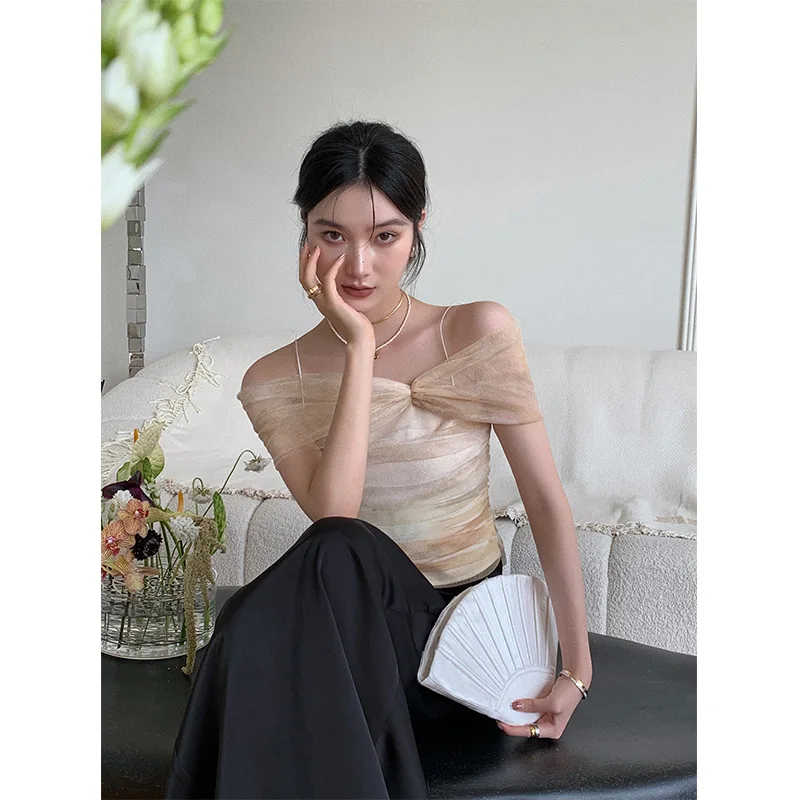 Solaina Women Sexy Tops Gauze Halter Top for Women 2022 Summer Woman Tshirts Women Sexy Tops
Solaina Women Sexy Tops Gauze Halter Top for Women 2022 Summer Woman Tshirts Women Sexy Tops