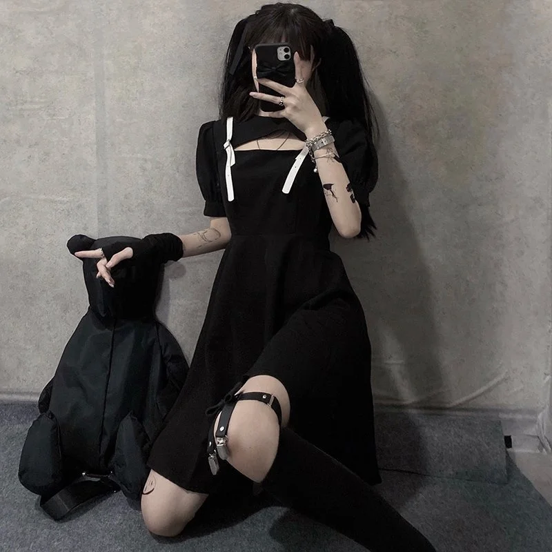 Goth women fashion dress short sleeve hollow out slim pullover slim gothic style solid color ladies dress for summer 2023
Goth women fashion dress short sleeve hollow out slim pullover slim gothic style solid color ladies dress for summer 2023