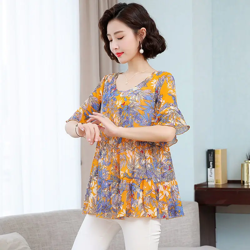 Blusas Mujer De Moda 2022 Korean Fashion Women Print Shirts Vintage Tee Summer Blouse Top Casual Short Sleeve Blouses 4XL J398
Blusas Mujer De Moda 2022 Korean Fashion Women Print Shirts Vintage Tee Summer Blouse Top Casual Short Sleeve Blouses 4XL J398