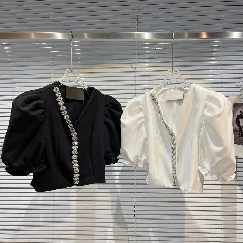 PREPOMP 2022 Spring New Arrival Short Fluffy Sleeve Padded Shoulder Rhinestone V Neck Slim Shirt Women Top GD994
PREPOMP 2022 Spring New Arrival Short Fluffy Sleeve Padded Shoulder Rhinestone V Neck Slim Shirt Women Top GD994