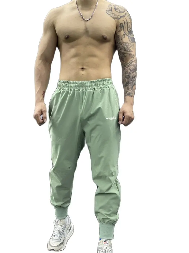 Men's New Autumn and Spring Bodybuilding Jogging Quick Dry Sports Pants Solid Color Trousers Jogging Slim Fit Fitness Pants
Men's New Autumn and Spring Bodybuilding Jogging Quick Dry Sports Pants Solid Color Trousers Jogging Slim Fit Fitness Pants