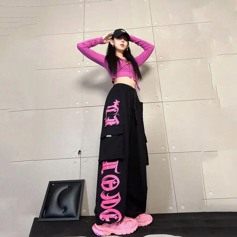 y2k Women's sweatpants 2023 new vintage black pink printed jumpsuit women's personality street hip-hop loose casual sweatpants
y2k Women's sweatpants 2023 new vintage black pink printed jumpsuit women's personality street hip-hop loose casual sweatpants