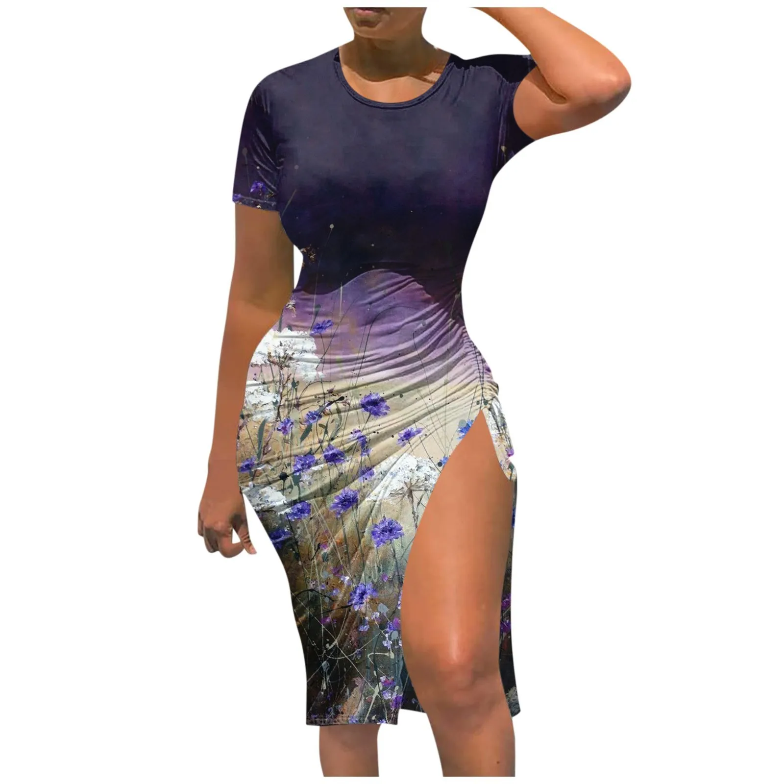 Женское облегающее платье с круглым вырезом и цветочным принтом 
Женское облегающее платье с круглым вырезом и цветочным принтом