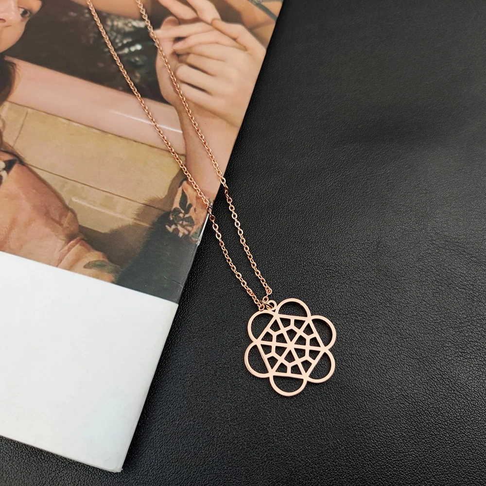 Classic Little Red Flower Pendant Crafts 0-word Chain Pendant Manufacturing Spring, Summer, Autumn Popular Products Wholesale Ma
Classic Little Red Flower Pendant Crafts 0-word Chain Pendant Manufacturing Spring, Summer, Autumn Popular Products Wholesale Ma