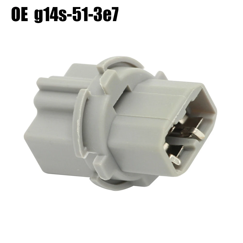 1Pc Good Quality Auto Rear Brake Light Lamp Bulb Socket G14S513E7 Suitable For Mazda 3 2004-2013 CX5 2013-2016 Car Lights Base
1Pc Good Quality Auto Rear Brake Light Lamp Bulb Socket G14S513E7 Suitable For Mazda 3 2004-2013 CX5 2013-2016 Car Lights Base
