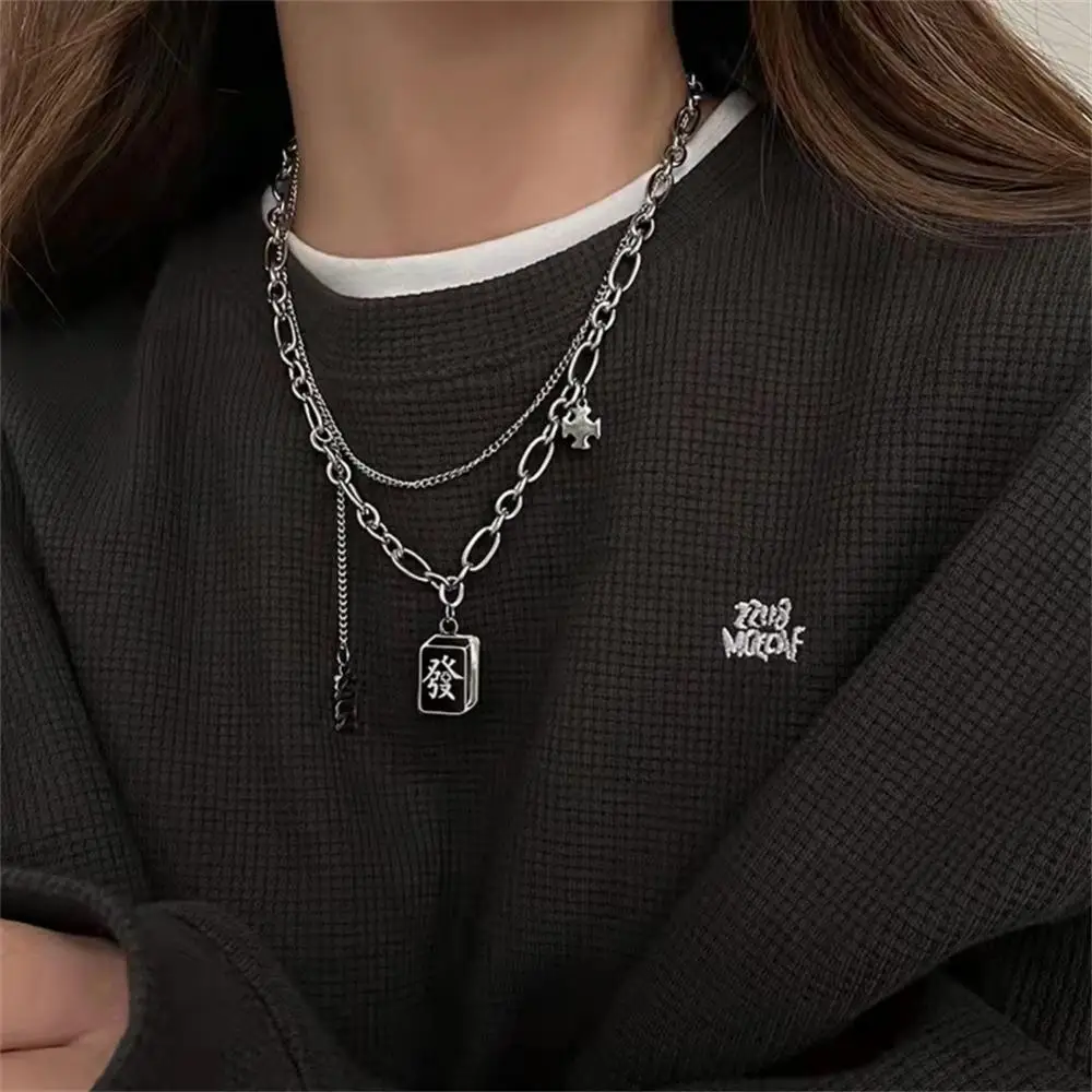 Necklace Bear Double-layered Wearing Titanium Steel Non-fading Fashionable Personality Sweater Chain Fashion Jewelry
Necklace Bear Double-layered Wearing Titanium Steel Non-fading Fashionable Personality Sweater Chain Fashion Jewelry