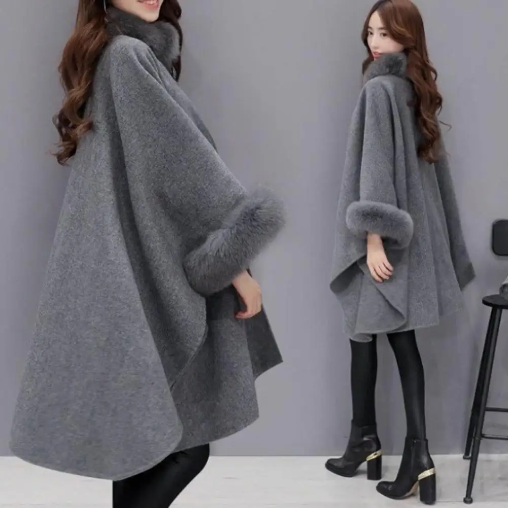 Pullover Coat Korean Style Solid Color Autumn Winter Warm Loose-fitting Mid-length Poncho Coat Poncho Coat Faux Fur Cuff
Pullover Coat Korean Style Solid Color Autumn Winter Warm Loose-fitting Mid-length Poncho Coat Poncho Coat Faux Fur Cuff