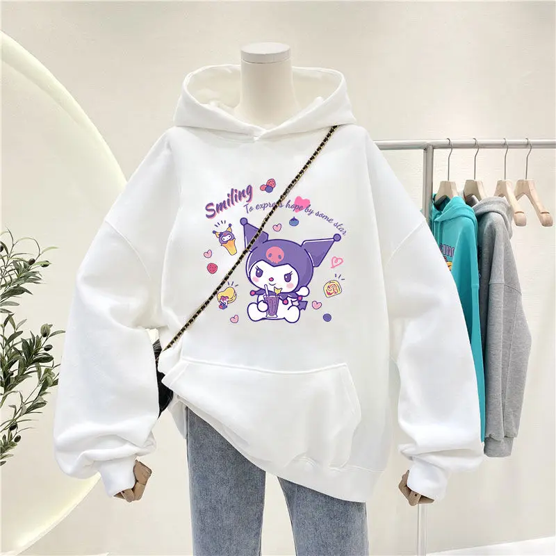 Новинка, свитер с капюшоном для девочек Sanrio Kuromi, осенняя одежда, футболка с длинным рукавом, модные топы с милым мультяшным аниме, детские куртки
Новинка, свитер с капюшоном для девочек Sanrio Kuromi, осенняя одежда, футболка с длинным рукавом, модные топы с милым мультяшным аниме, детские куртки
