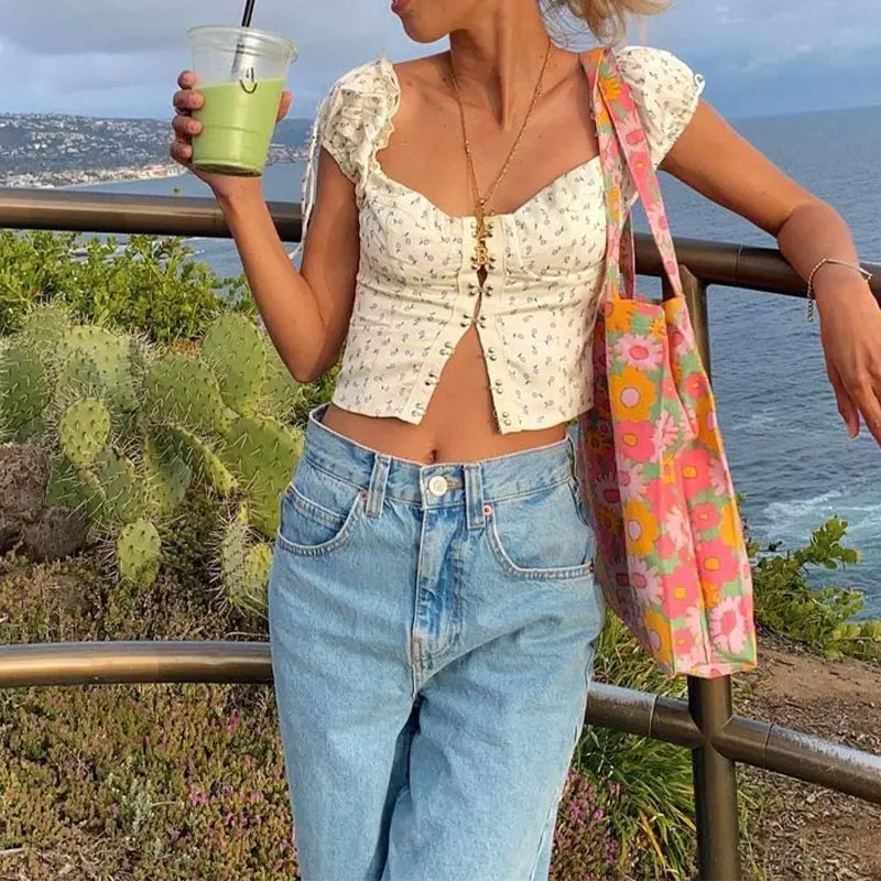 Ladies Summer Sexy Square Neck Floral Print Corset Cropped Top Puff Sleeve Short Sleeve Lace Tight Slim Streetwear T-Shirt Top
Ladies Summer Sexy Square Neck Floral Print Corset Cropped Top Puff Sleeve Short Sleeve Lace Tight Slim Streetwear T-Shirt Top