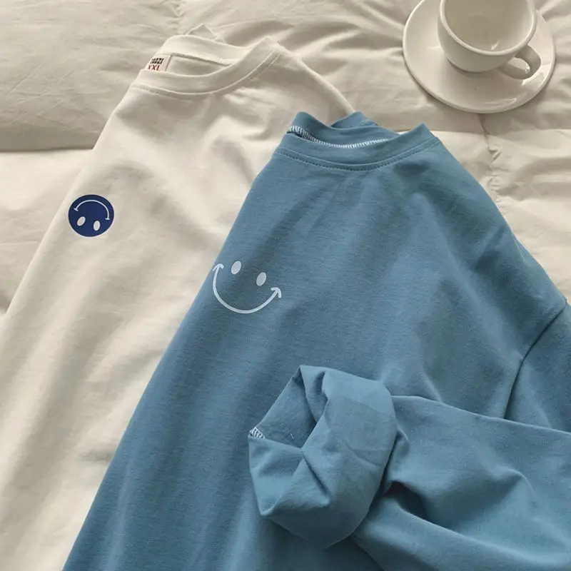 Autumn T Shirt for Men Long Sleeve O Neck Smiling Face Harajuku Hip Pop Solid Color Vintage Couple Clothing Bottom Tops
Autumn T Shirt for Men Long Sleeve O Neck Smiling Face Harajuku Hip Pop Solid Color Vintage Couple Clothing Bottom Tops