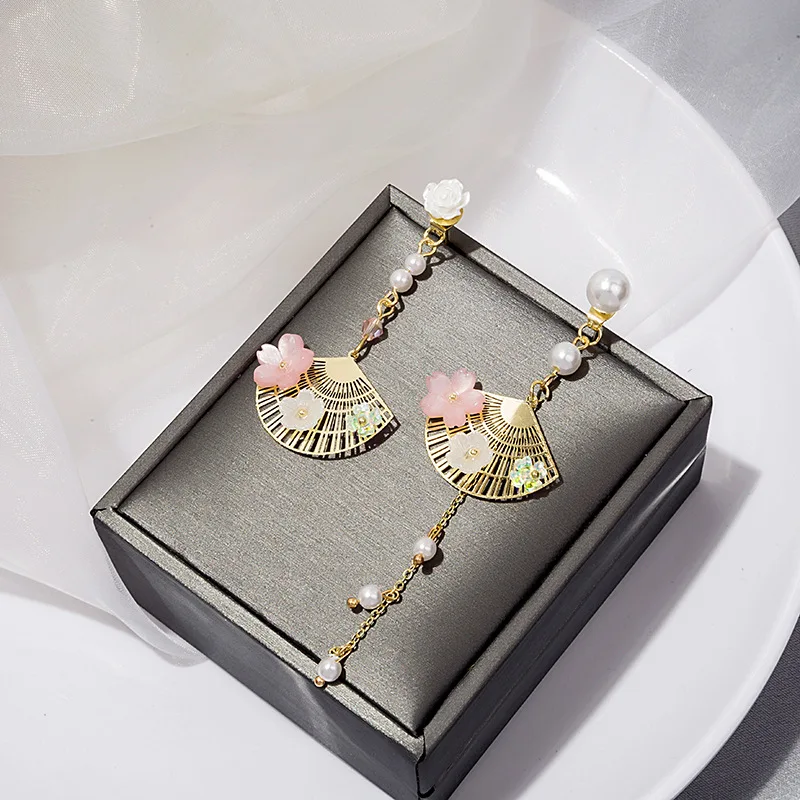 

Minar Vintage Contrast Color Flowers Fan Shape Drop Earrings for Women Asymmetric Simulated Pearl Long Tassel Earring Oorbellen