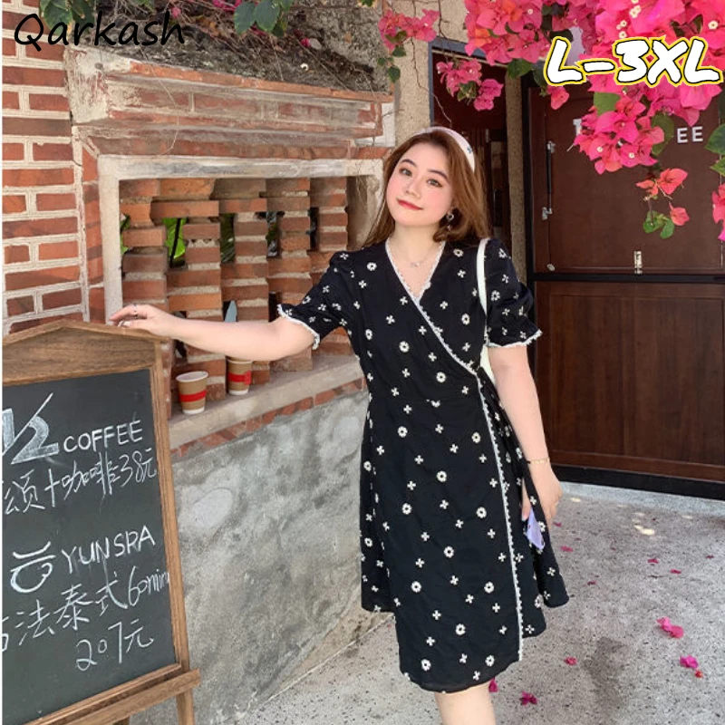 Dress Women Oversize Vintage V-neck Short Puff Sleeve Fashion Bandage Design Korean Style Sweet Print A-line Slim Summer Holiday
Dress Women Oversize Vintage V-neck Short Puff Sleeve Fashion Bandage Design Korean Style Sweet Print A-line Slim Summer Holiday