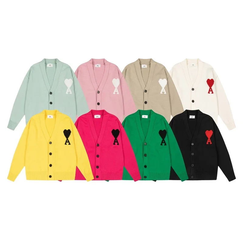 2022 men's and women's autumn and winter Casual fashion heart Embroidery V-Neck knitted coat Couple sweater cardigan
2022 men's and women's autumn and winter Casual fashion heart Embroidery V-Neck knitted coat Couple sweater cardigan