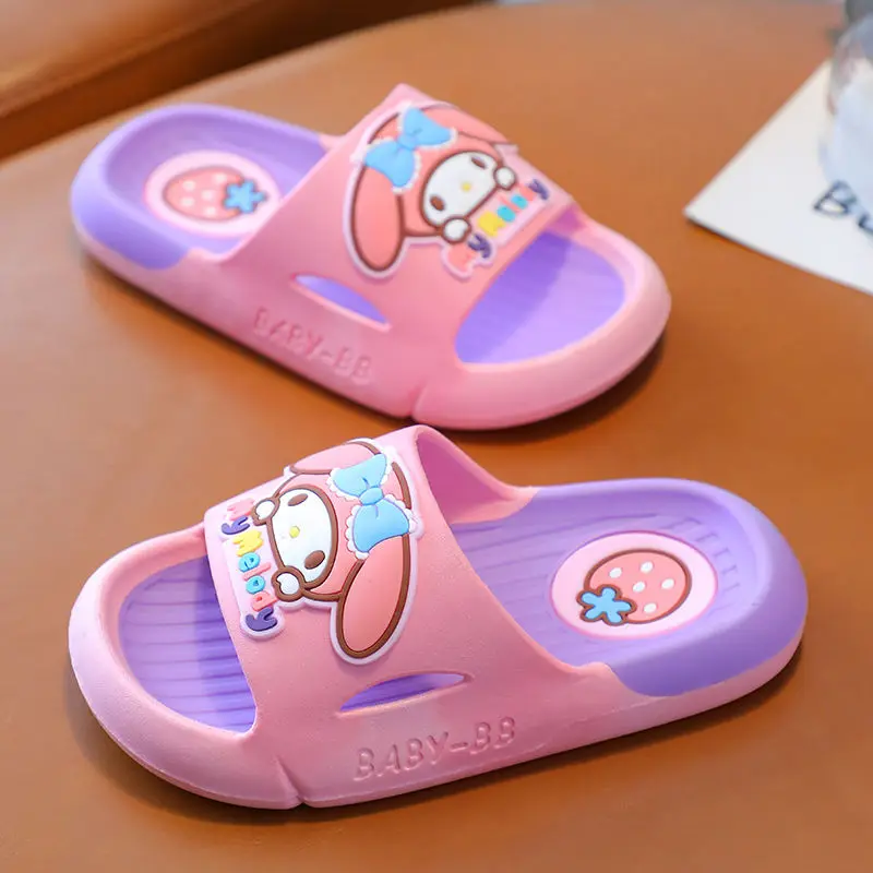 Милые Мультяшные тапочки Sanrioed My Melody Cinnamoroll, летние детские милые домашние Нескользящие сандалии для родителей и детей, подарок для детей
Милые Мультяшные тапочки Sanrioed My Melody Cinnamoroll, летние детские милые домашние Нескользящие сандалии для родителей и детей, подарок для детей