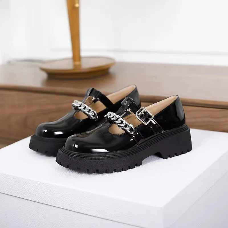 2022 Chunky Loafers Women Leather Platform Shoes Round Toe Metal Chain Slip on Ladies Flats Handmade
2022 Chunky Loafers Women Leather Platform Shoes Round Toe Metal Chain Slip on Ladies Flats Handmade