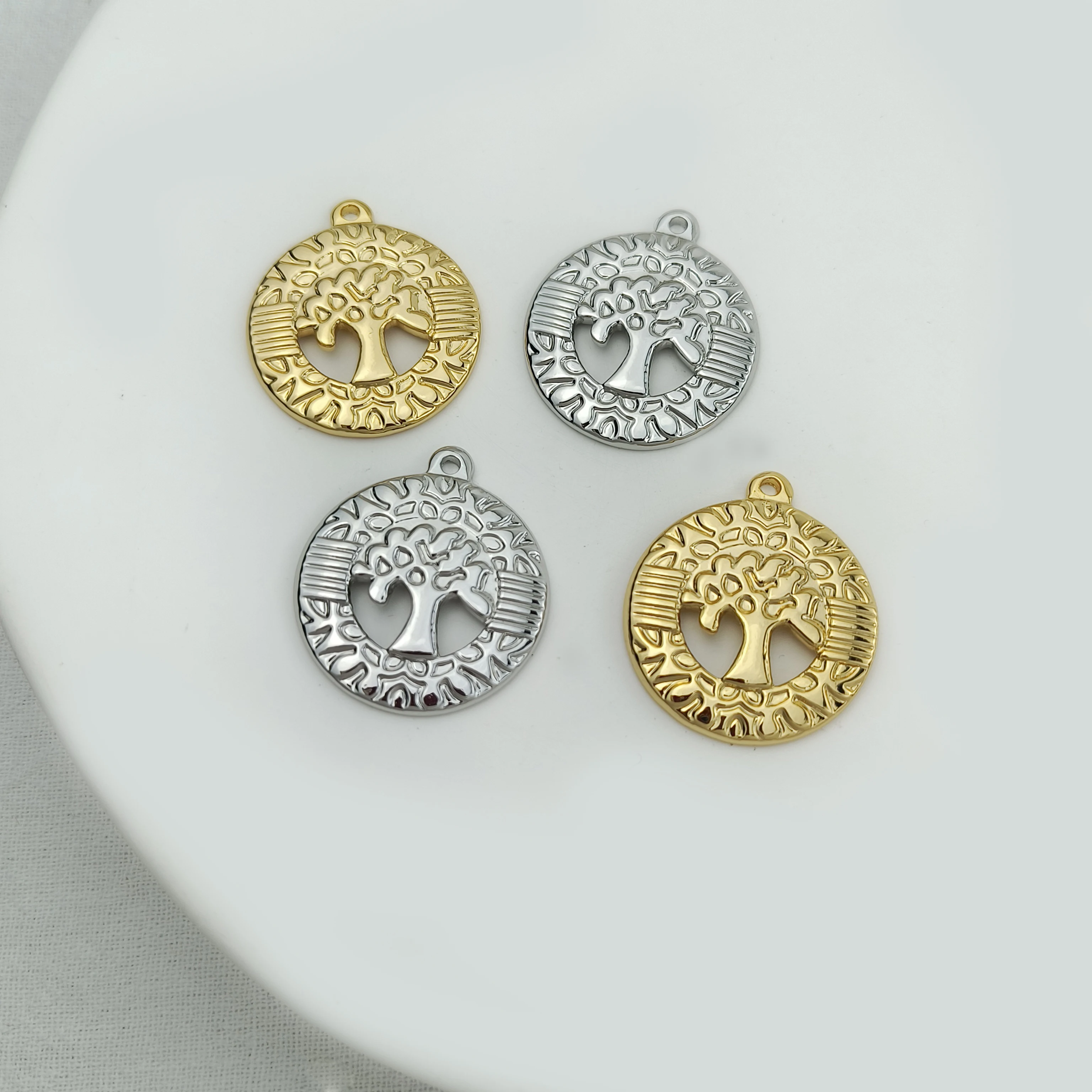 3Pcs/Wholesale Round Tree of Life Pendants Stainless Steel Embossed Tree Charms for DIY Necklace Bracelet Keychain Jewelry Craft
3Pcs/Wholesale Round Tree of Life Pendants Stainless Steel Embossed Tree Charms for DIY Necklace Bracelet Keychain Jewelry Craft