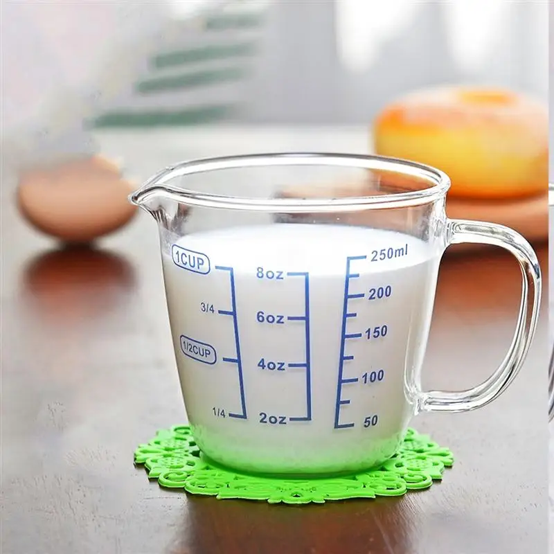 

Термостойкая стеклянная мерная чашка 250 мл/500 мл, детская чашка для молока со шкалой, мерная чашка для микроволновой печи, семейная чашка