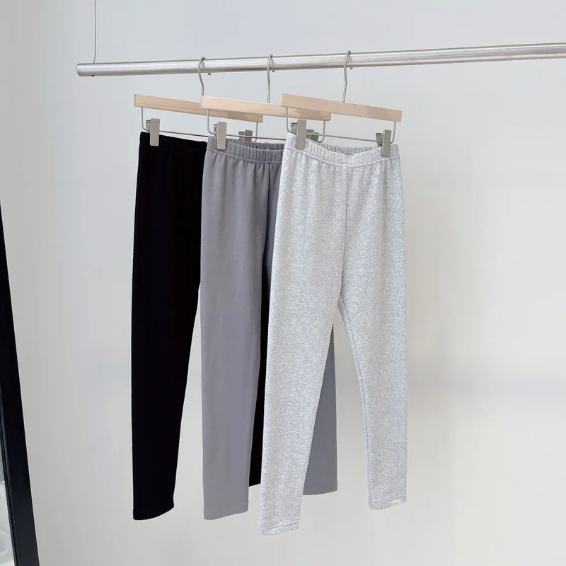 Spot 22 Autumn and Winter New Children's Solid Color Leggings Wild Elastic Slim Pants with Grinding Hair Autumn Pants
Spot 22 Autumn and Winter New Children's Solid Color Leggings Wild Elastic Slim Pants with Grinding Hair Autumn Pants