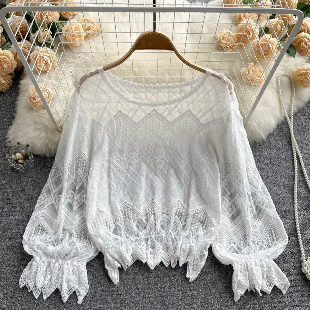 VANOVICH Summer New Women's French Style Sweet Solid Color Lace Temperament Tops O-neck Lantern Sleeved Casual Pullover Top
VANOVICH Summer New Women's French Style Sweet Solid Color Lace Temperament Tops O-neck Lantern Sleeved Casual Pullover Top