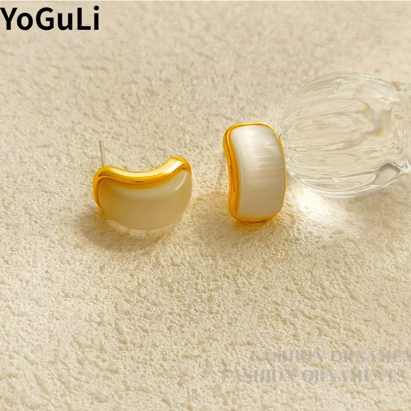 Fashion Jewelry 925 Silver Needle Stone Stud Earrings Delicate Design Gold Color Women Earrings For Girl Party Gifts
Fashion Jewelry 925 Silver Needle Stone Stud Earrings Delicate Design Gold Color Women Earrings For Girl Party Gifts