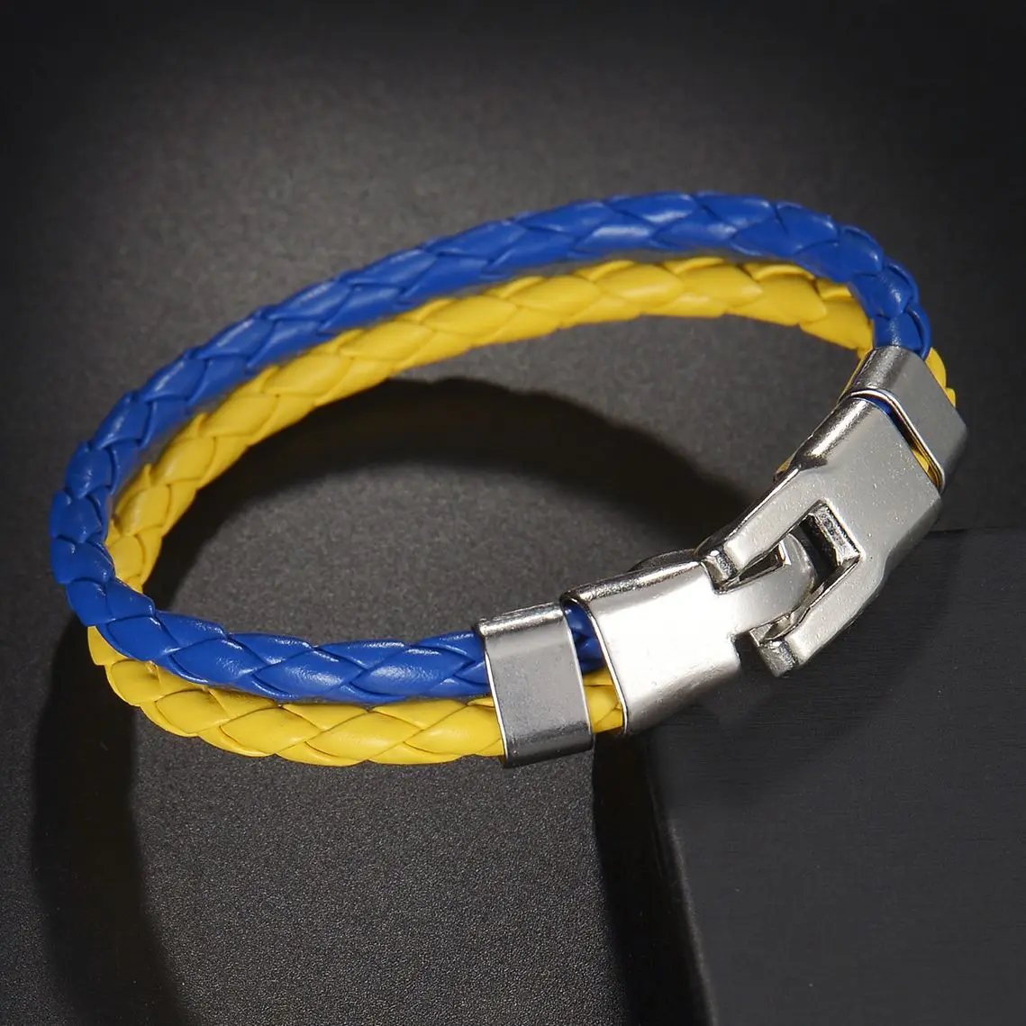 Simple Fashion Ukraine Multilayer Leather Bracelets For Women Men Blue Yellow Charm Bracelet Bangle Proud Patriotism Jewelry
Simple Fashion Ukraine Multilayer Leather Bracelets For Women Men Blue Yellow Charm Bracelet Bangle Proud Patriotism Jewelry
