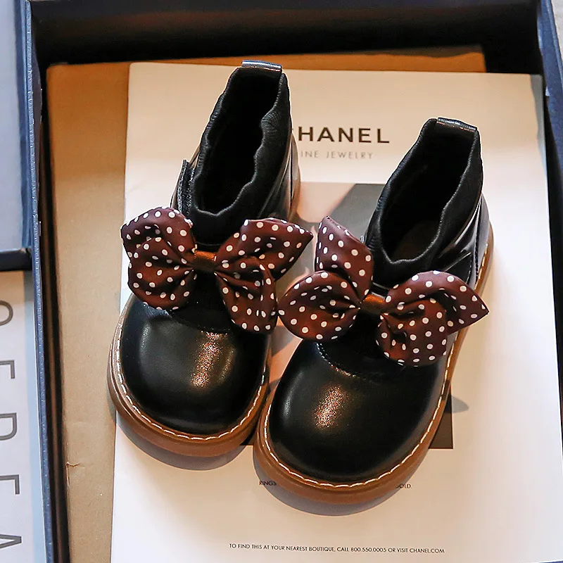 2023 Autumn New Children Round-toe Japanese Style Girls Cute Bow Soft Bottom Princess Winter Plus Velvet Ankle Boots Breathable
2023 Autumn New Children Round-toe Japanese Style Girls Cute Bow Soft Bottom Princess Winter Plus Velvet Ankle Boots Breathable