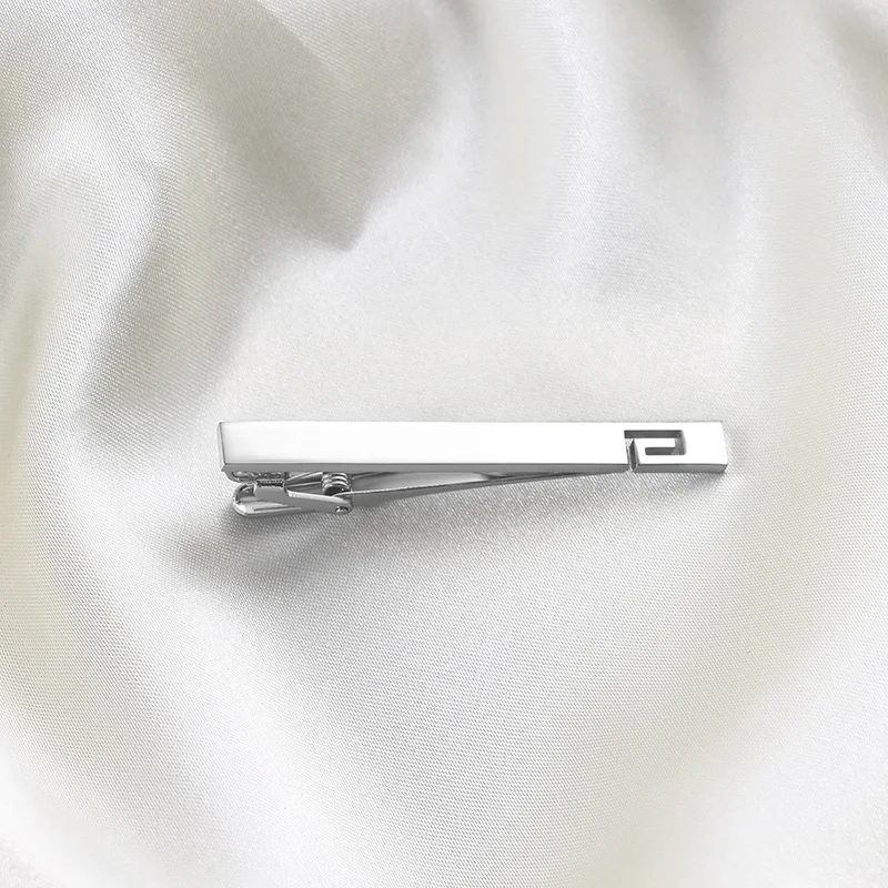 HUISHI Tie Clips For Men Women Necktie Dress Shirts Tie Pin Bussiness Wedding Party Sliver Tie Clip Necktie Accessories
HUISHI Tie Clips For Men Women Necktie Dress Shirts Tie Pin Bussiness Wedding Party Sliver Tie Clip Necktie Accessories