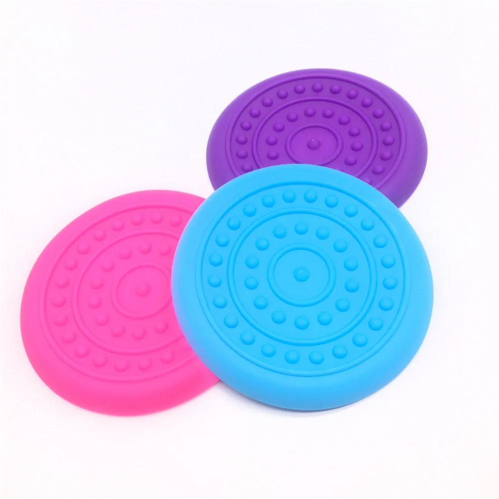 1pc Interactive Dog Chew Toys Resistance Bite Soft Rubber Puppy Toy Pet Products Flying Saucer Dog Training Playing Flying Discs
1pc Interactive Dog Chew Toys Resistance Bite Soft Rubber Puppy Toy Pet Products Flying Saucer Dog Training Playing Flying Discs