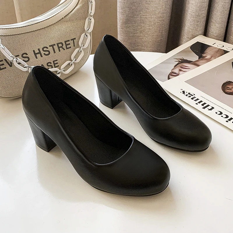 Plus Size 35-44 Round Block Heels Pumps Women Shoes 2022 Spring Shallow Med Heel Black Formal Dress Shoes Elegant Office Shoe
Plus Size 35-44 Round Block Heels Pumps Women Shoes 2022 Spring Shallow Med Heel Black Formal Dress Shoes Elegant Office Shoe