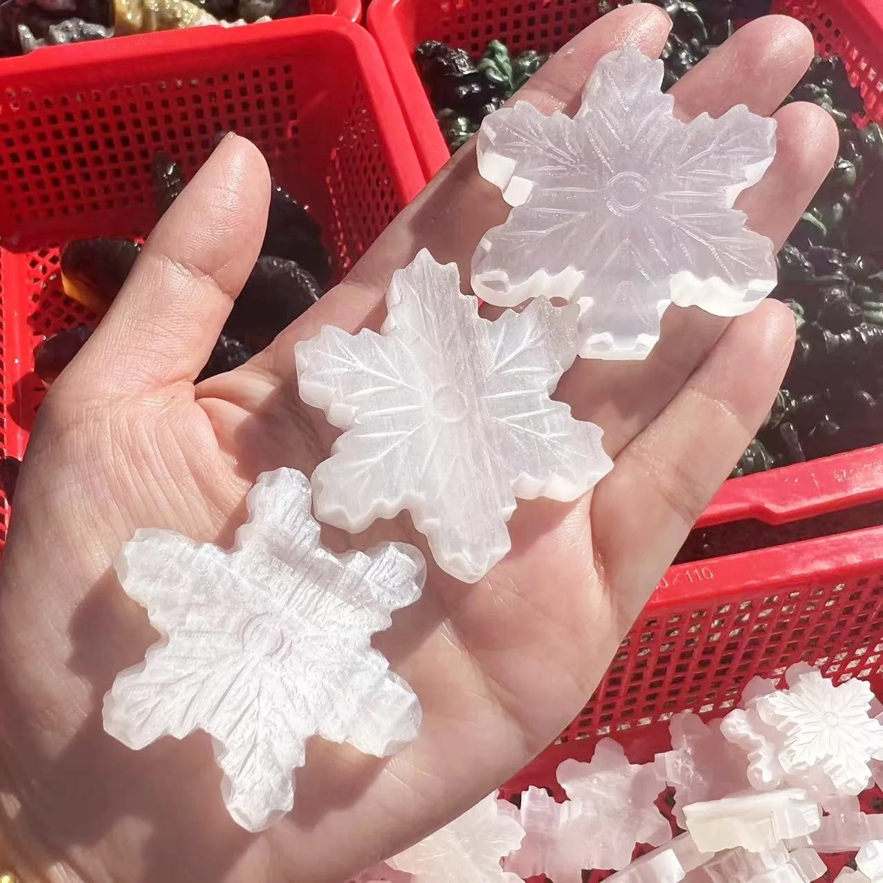Натуральный белый селенит, гипс ручной работы, снежинка, рейки, гипс, лечебный хрустальный орнамент, фигурка, ремесло, домашний декор
Натуральный белый селенит, гипс ручной работы, снежинка, рейки, гипс, лечебный хрустальный орнамент, фигурка, ремесло, домашний декор
