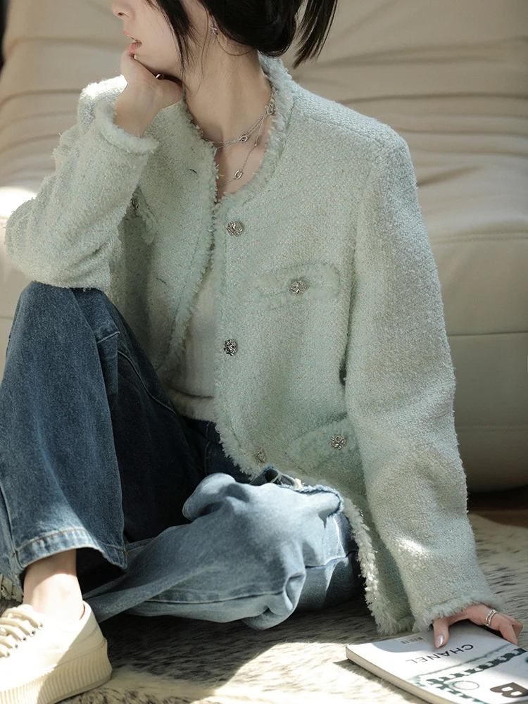 Early Spring New Korean Style Tweed Tassel Jacket Women French Retro Small Fragrance Jacket Female Short Temperament Jacket B71
Early Spring New Korean Style Tweed Tassel Jacket Women French Retro Small Fragrance Jacket Female Short Temperament Jacket B71