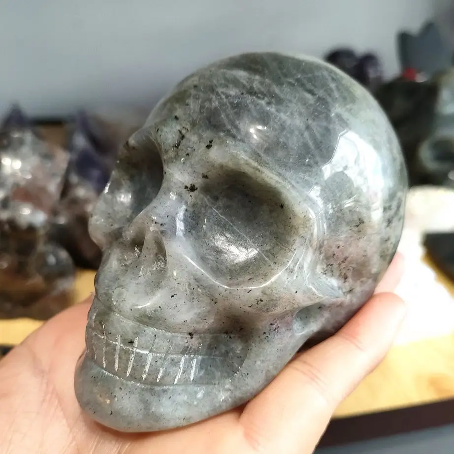 Natural Hand Carved labradorite skull Shape sculptures Reiki Healing Stone Statue 85-90mm
Natural Hand Carved labradorite skull Shape sculptures Reiki Healing Stone Statue 85-90mm